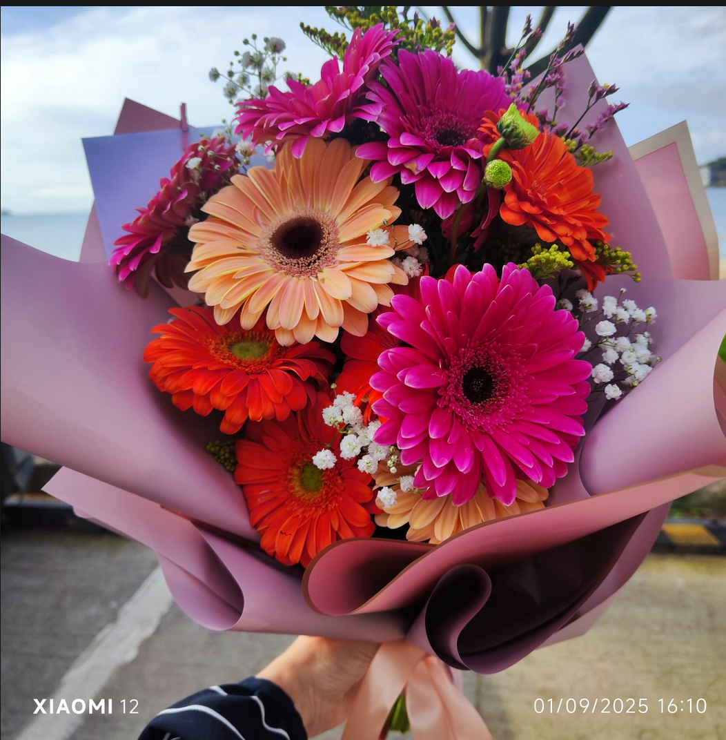 Ramo de Gerberas Multicolor XL