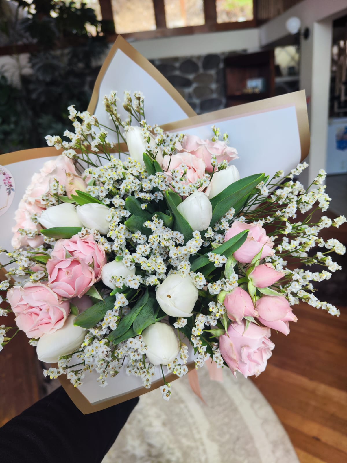 Ramo Tulipanes con Minirosas