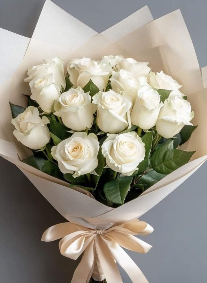 RAMO Bouquet Rosas Blancas PREMIUM